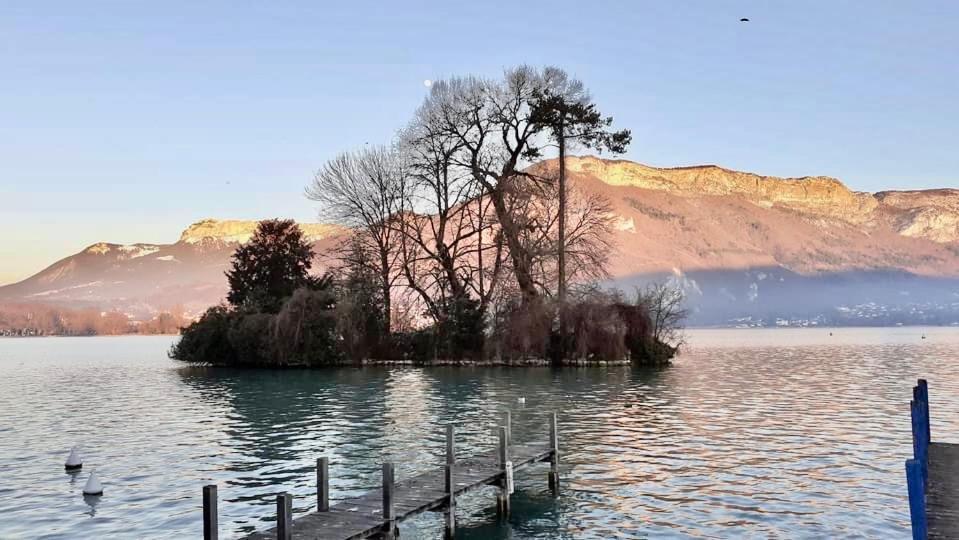 Appart Cosy Proche Du Lac Avec Terrasse Annecy Exterior foto